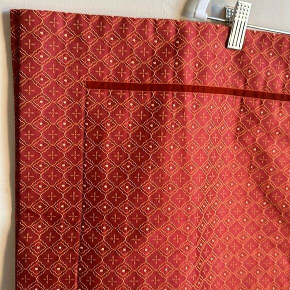 Jane Wilner Lux Linens King Pillow Shams (2) - Picture 2 of 7